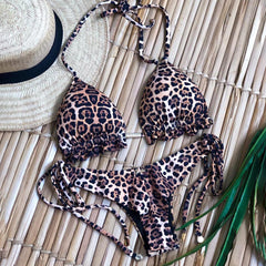 Fashionable and sexy leopard print bikini